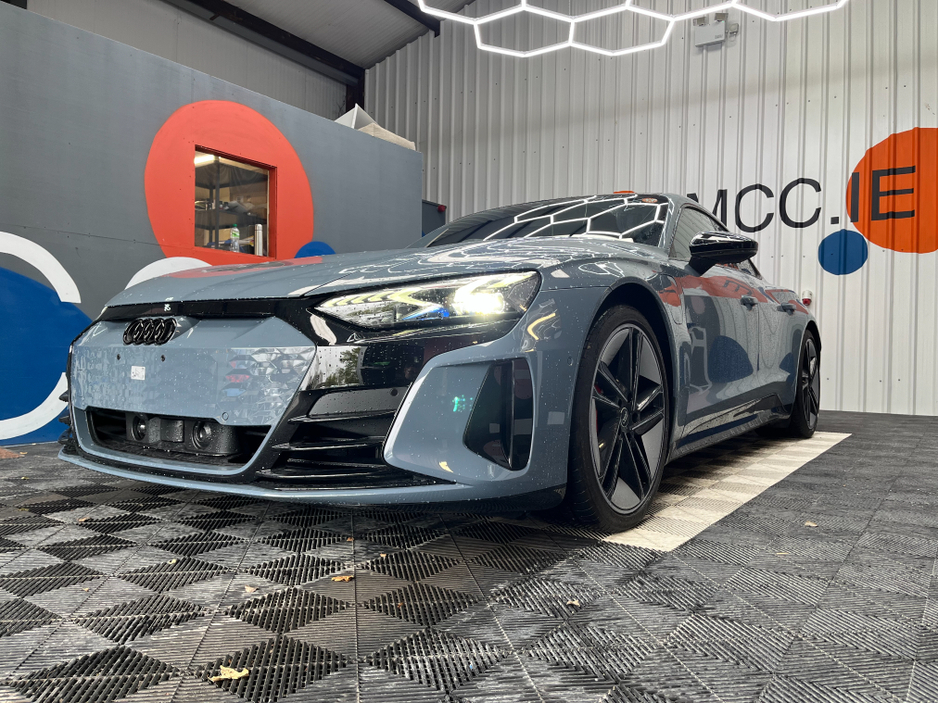 2023 Audi e-tron GT quattro - image 2