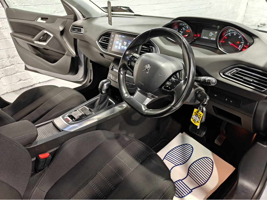 2016 Peugeot 308 1.6 HDI BLUE 120 ALLURE E EAT6 5DR AUTO €9,750