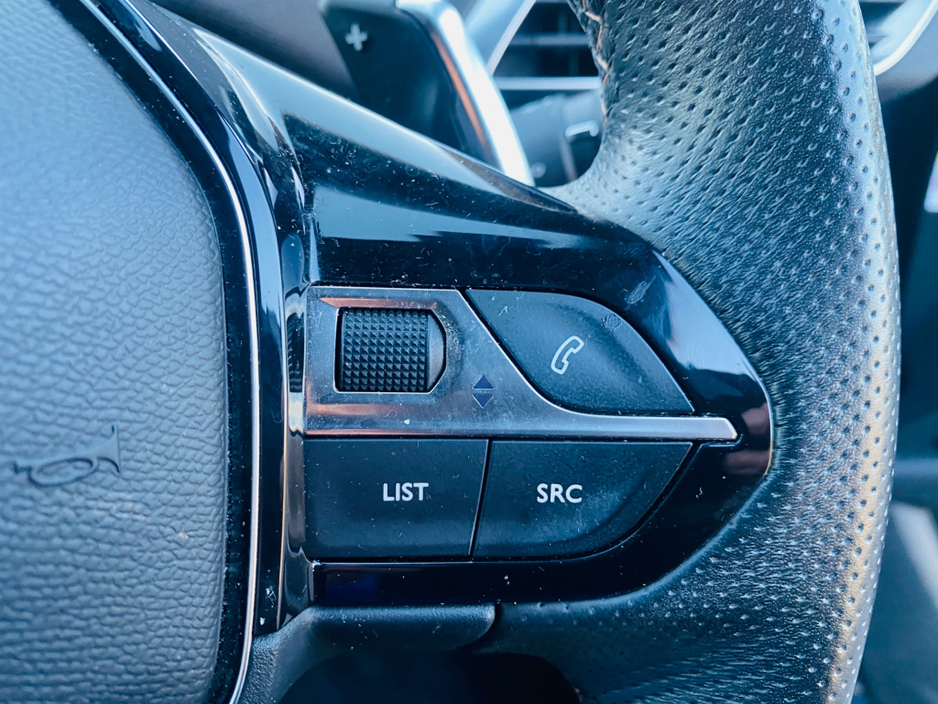 2022 Peugeot 3008 - image 20