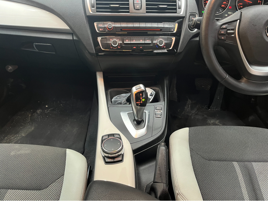 2016 BMW 1 Series - image 17