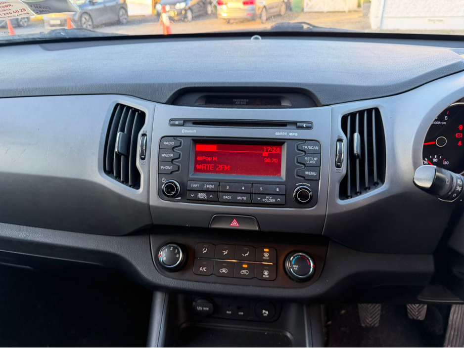 2015 Kia Sportage - image 15