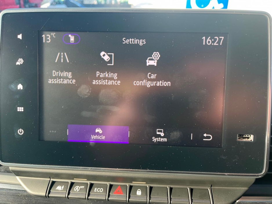 2026 Renault Trafic - image 14