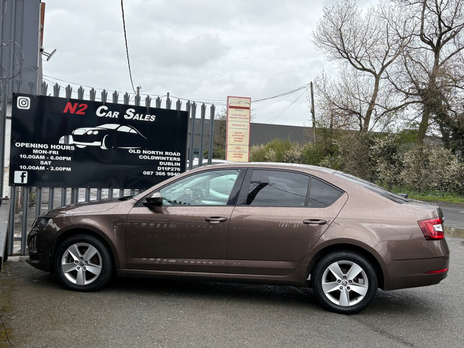 2018 Skoda Octavia - image 7