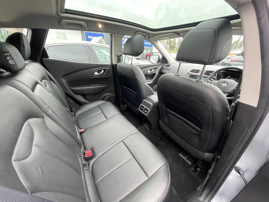 2019 Renault Kadjar - image 8