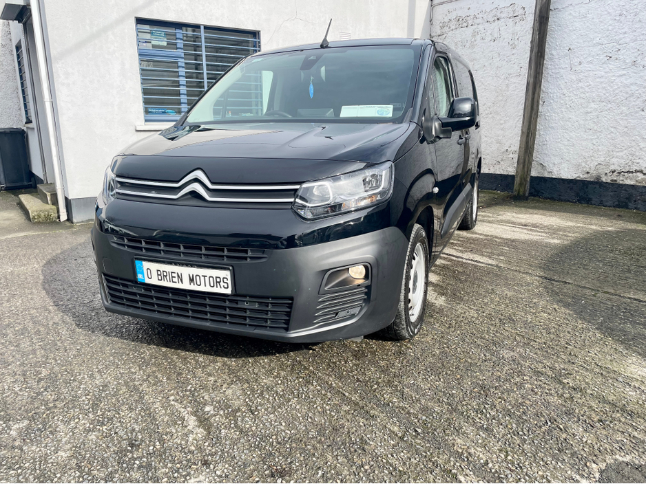 2023 Citroen Berlingo - image 37