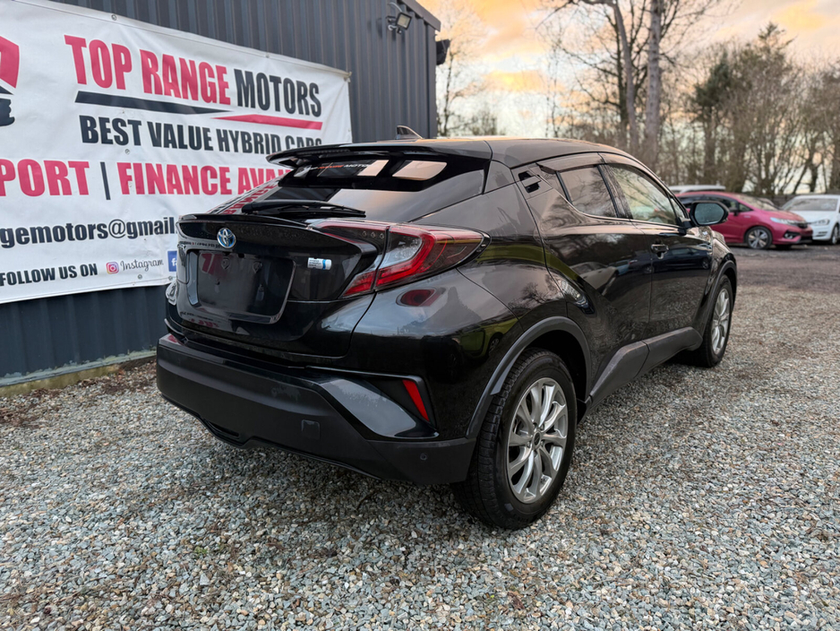 2018 Toyota C-HR 1.8 HYBRID LUNA €19,500