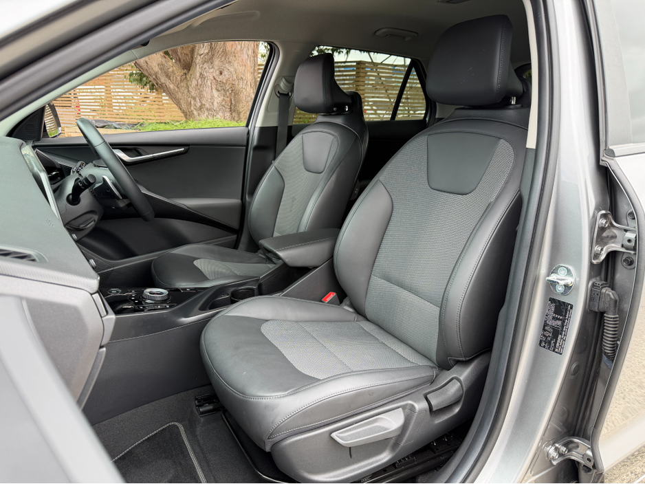 2023 Kia Niro - image 30