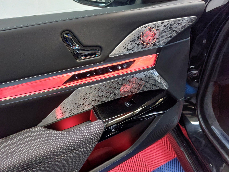 2024 BMW i7 - image 20