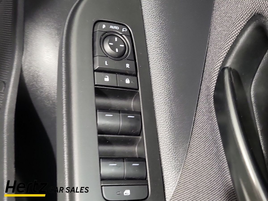 2024 Toyota C-HR - image 18