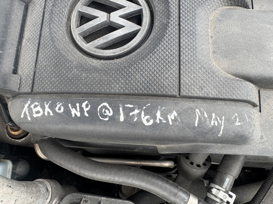 2013 Volkswagen Golf - image 27