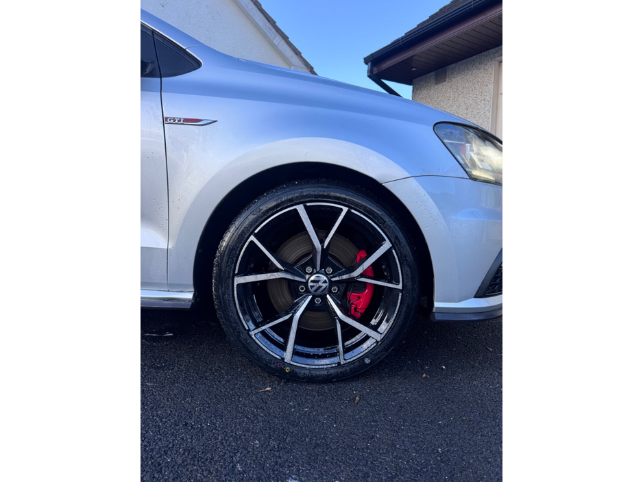 2016 Volkswagen Polo  €15,750