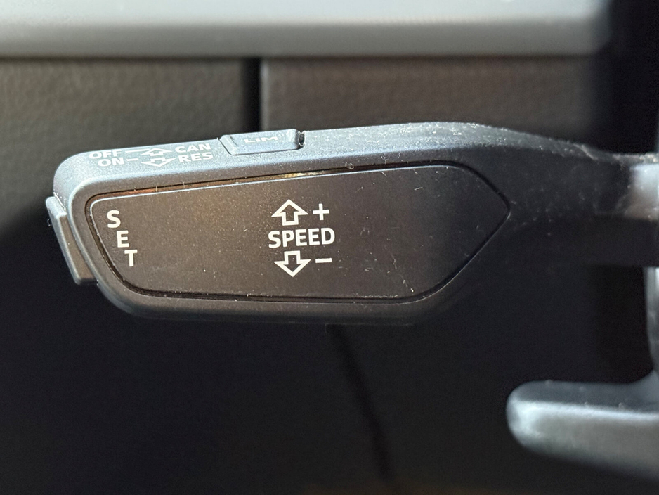 2017 Audi Q5 2.0TDI 150 SE €24,900