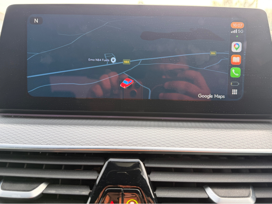 2018 BMW 5 Series - image 22