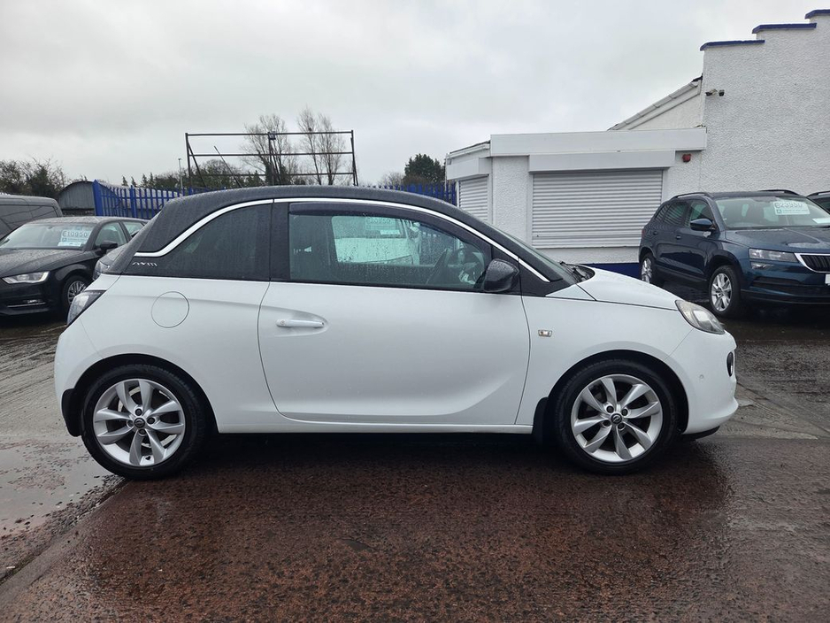 2014 Opel Adam - image 2