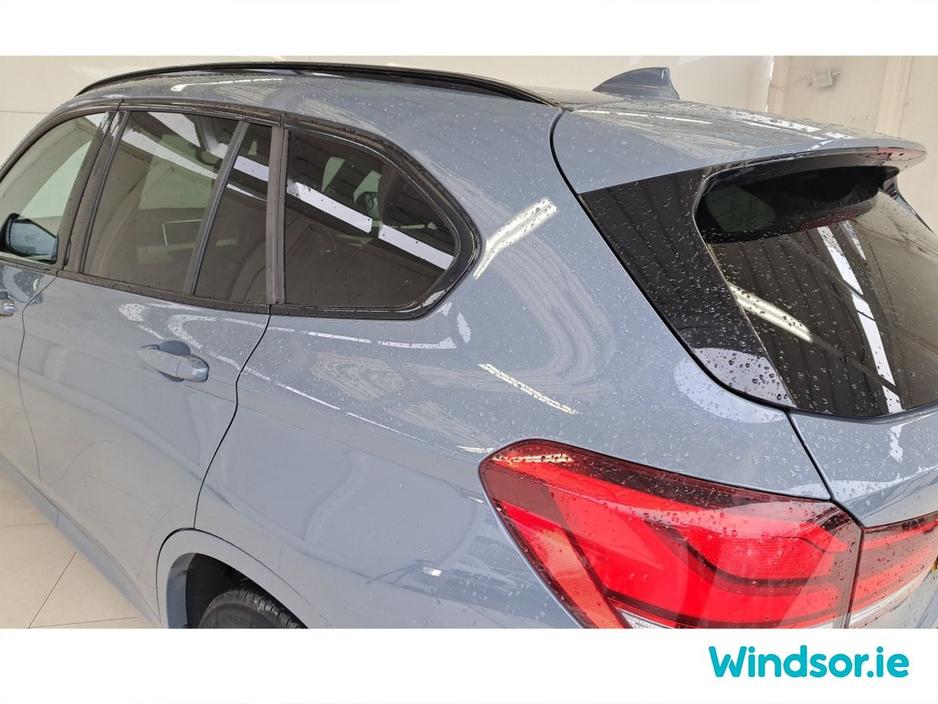 2022 BMW X1 - image 15