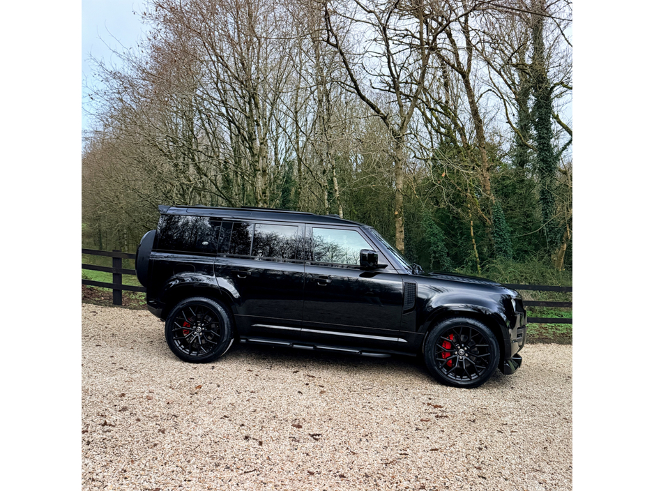 2021 Land Rover Defender 2021 (212) Land Rover Defender X DYNAMIC S P400E €69,999