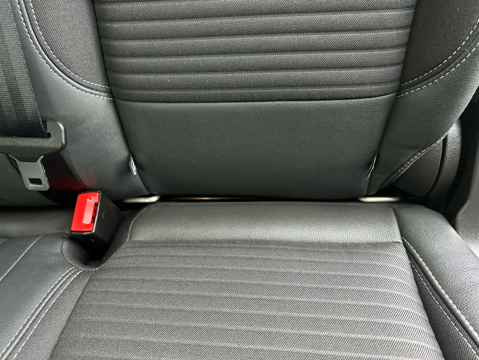 2019 Ford Kuga - image 14