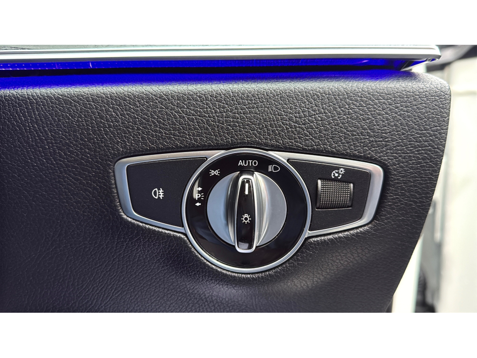 2018 Mercedes-Benz E Class *AMG PREMIUM PLUS* PANORAMIC SUNROOF / MEMORY + HEATED SEATS (FRONT+REAR) €27,890