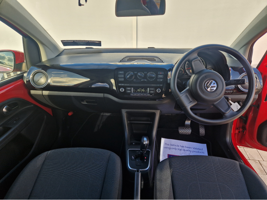 2016 Volkswagen up! - image 17
