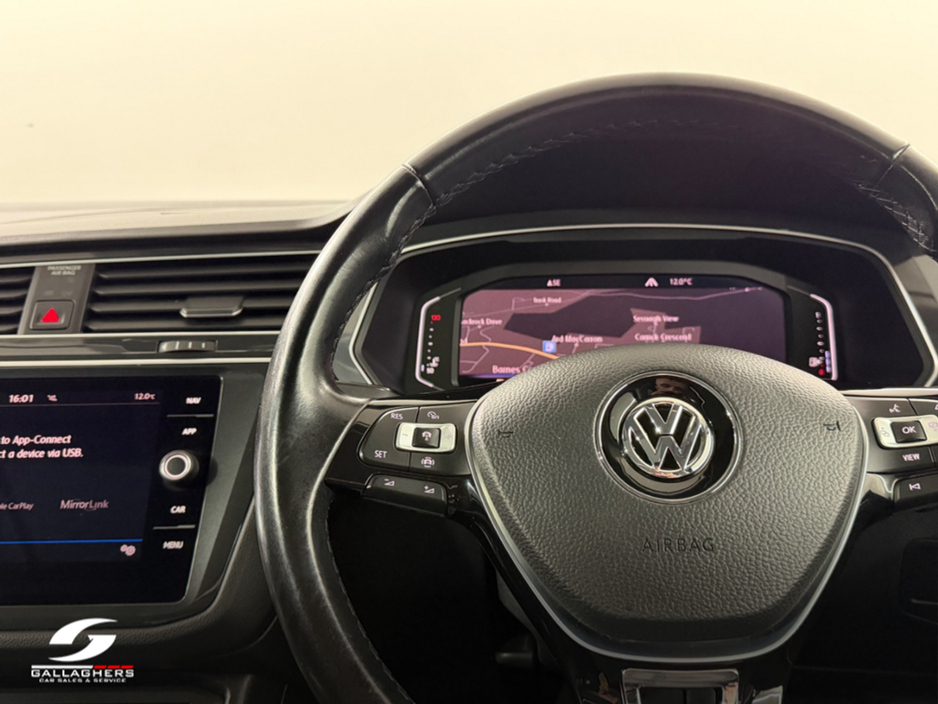 2019 Volkswagen Tiguan - image 24