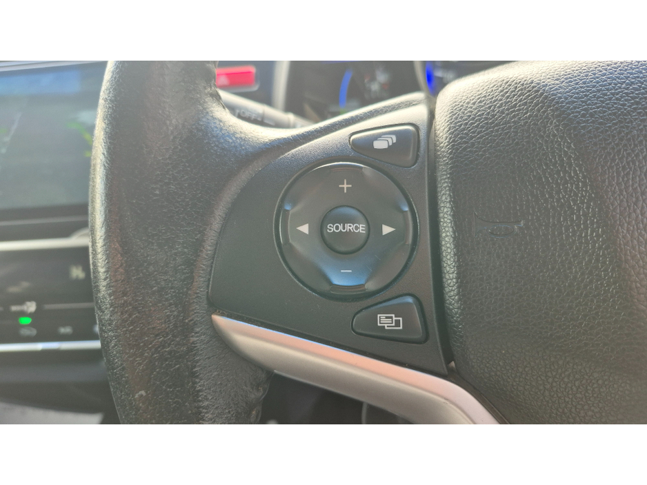 2014 Honda Fit - image 23