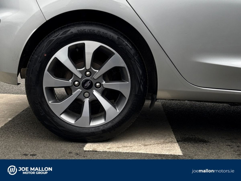 2020 Ford Fiesta - image 17
