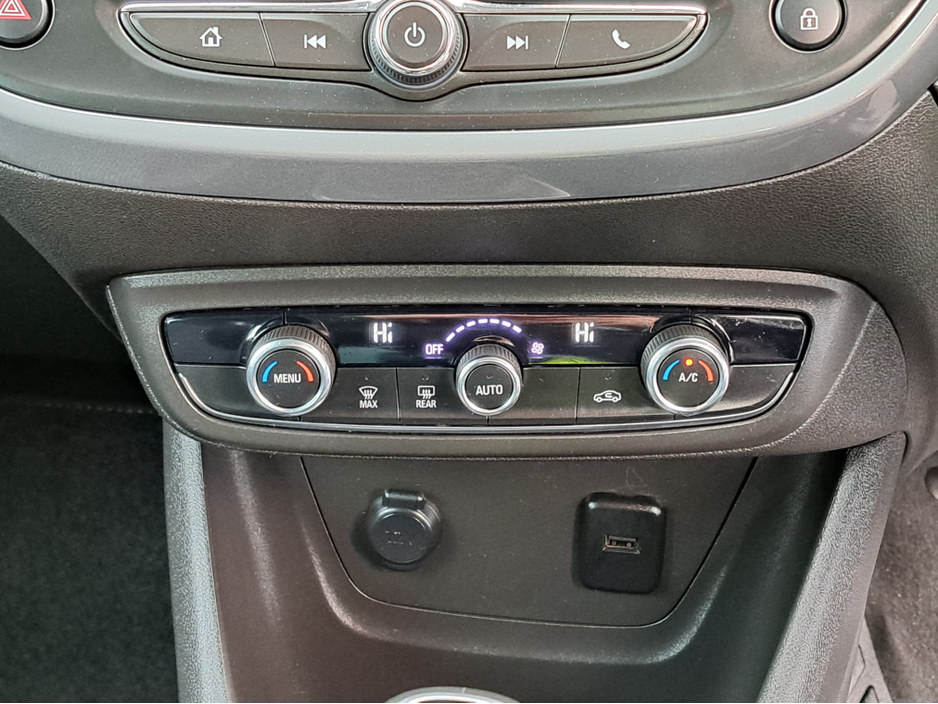 2022 Opel Crossland SRI 1.5TD 110BHP **HALF LEATHER** €18,950