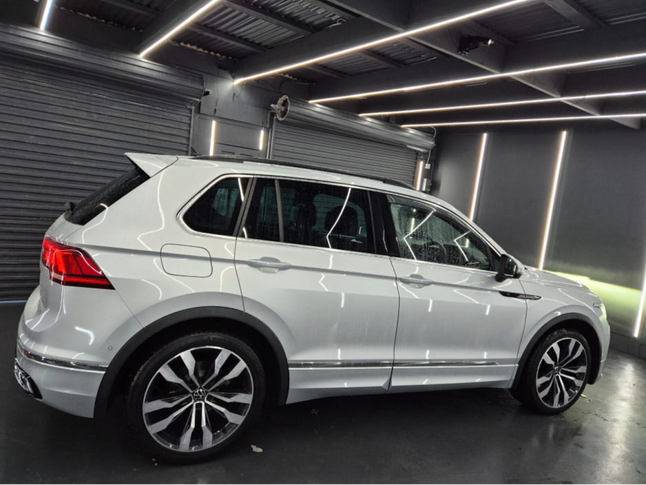 2021 Volkswagen Tiguan - image 18