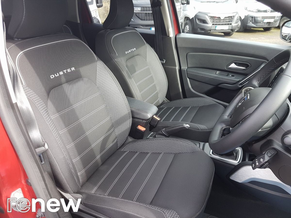 2022 Dacia Duster - image 22