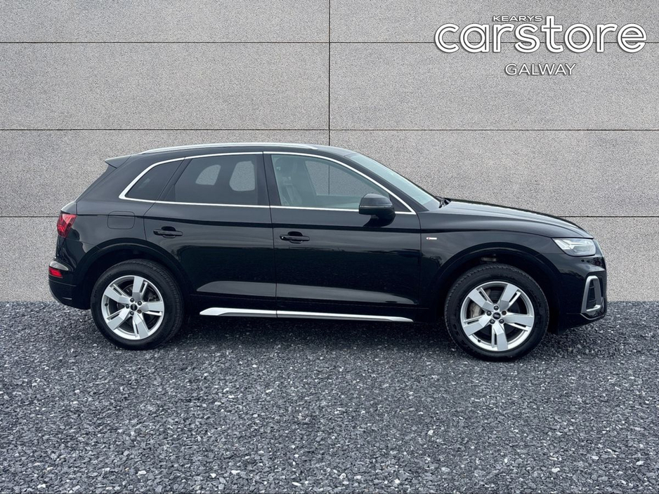 2022 Audi Q5 - image 2