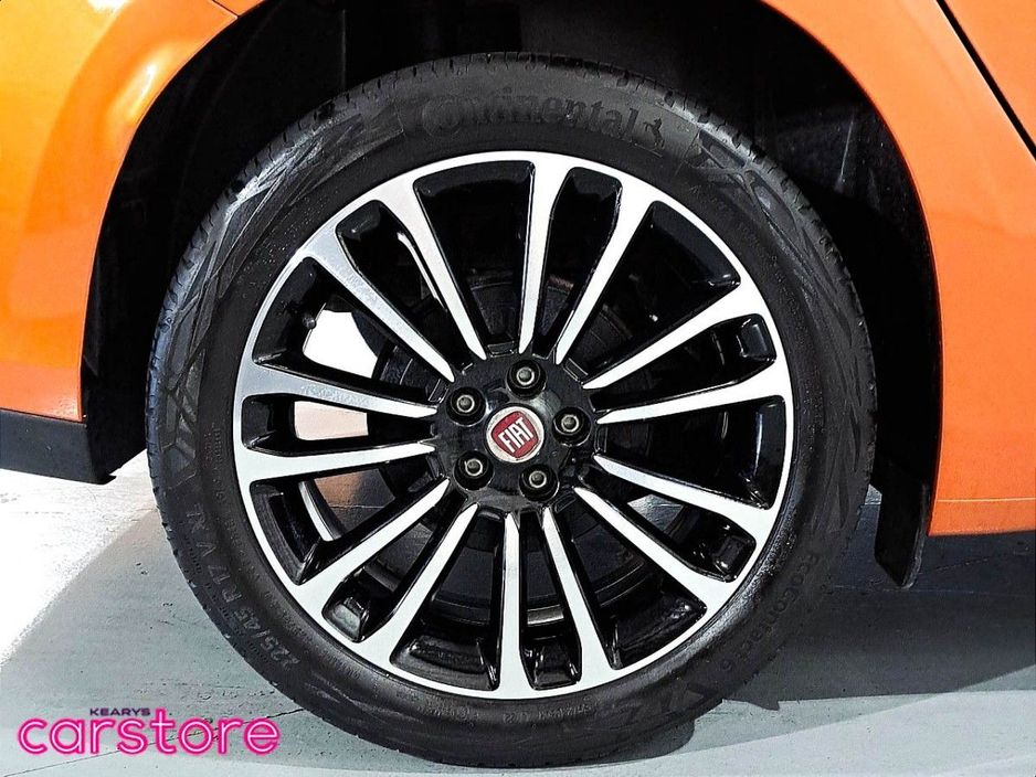 2023 Fiat Tipo - image 9