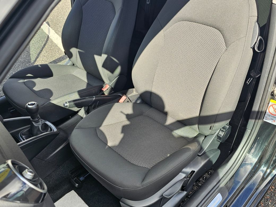 2014 Audi A1 - image 21