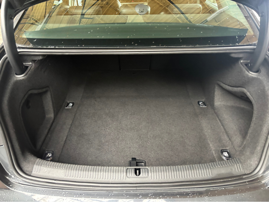 2023 Audi A4 - image 7