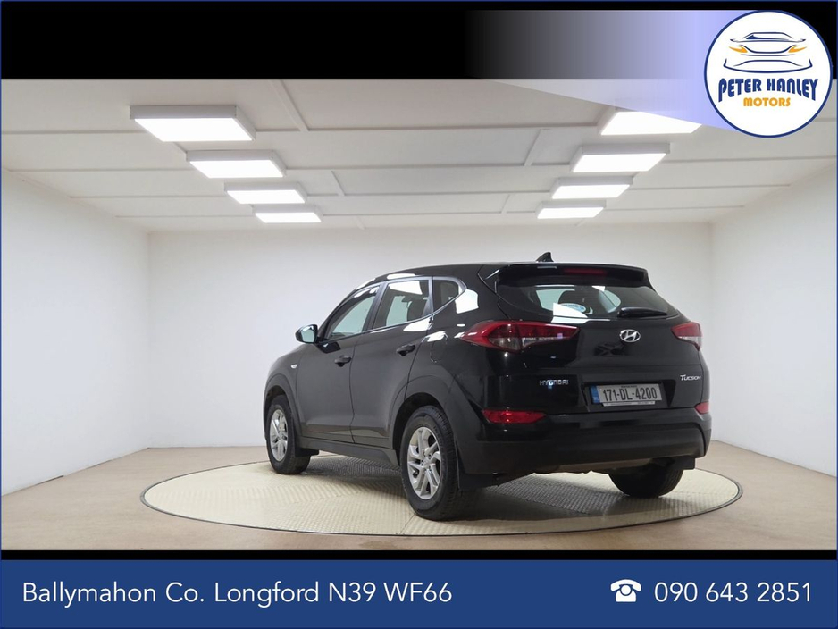 2017 Hyundai Tucson - image 5