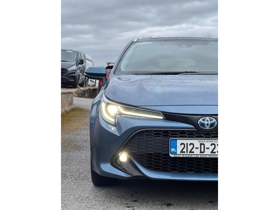 2021 Toyota Corolla - image 3