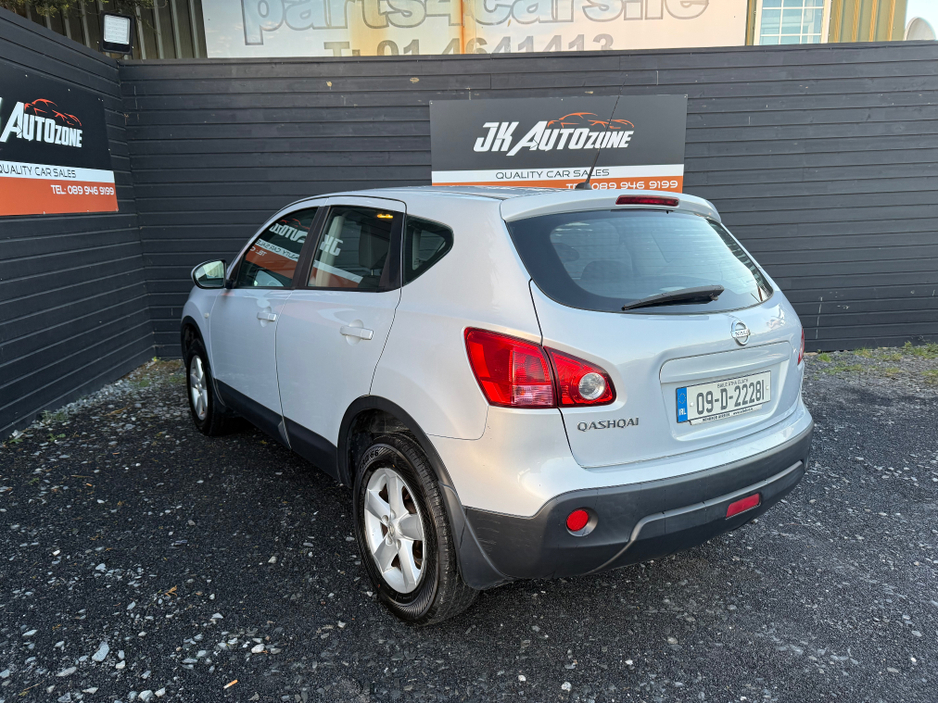 2009 Nissan Qashqai 1.6 SE 5DR €3,495