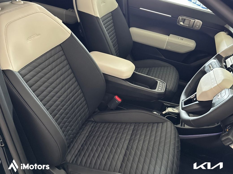 2025 Kia EV4 - image 20