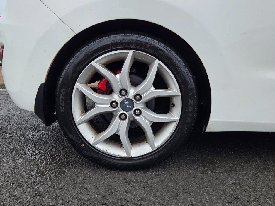 2014 Hyundai i30 PRO 3DR €5,990