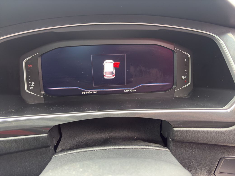 2019 Volkswagen Tiguan "Sporty style, all-weather grip — the SUV that’s as ready for life as you are" €30,888