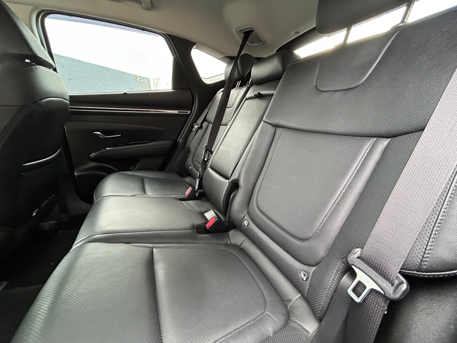 2021 Hyundai Tucson - image 12