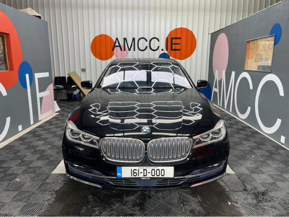 2016 BMW 7 Series - image 7