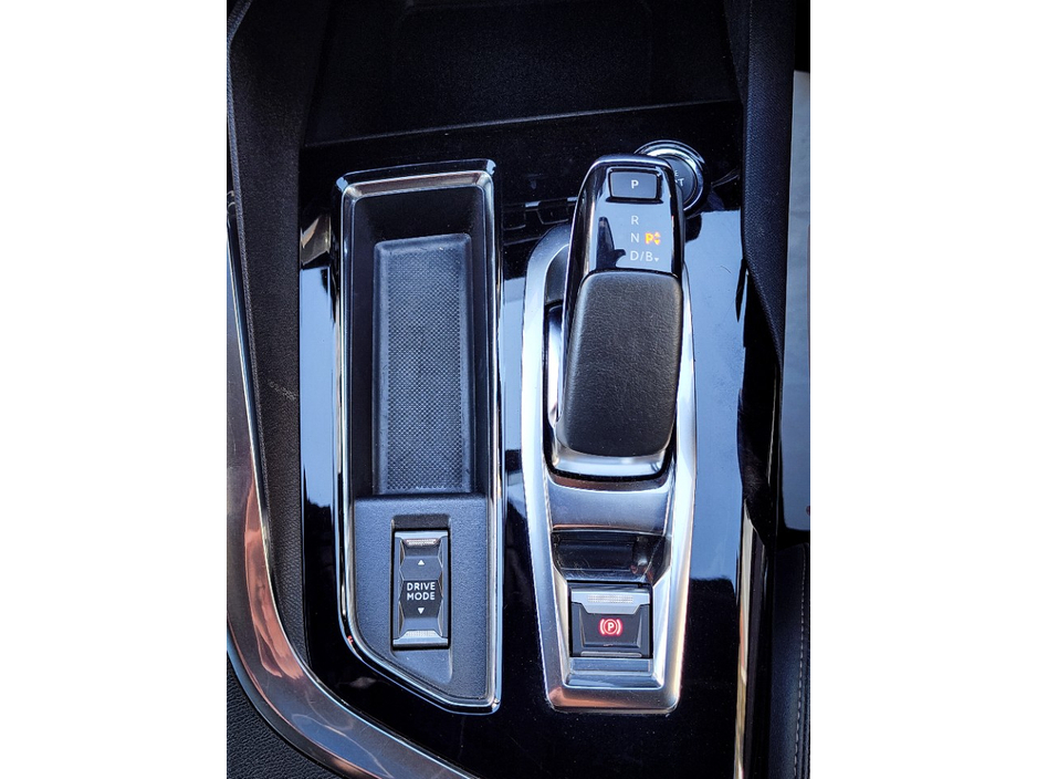 2023 Peugeot 3008 - image 33