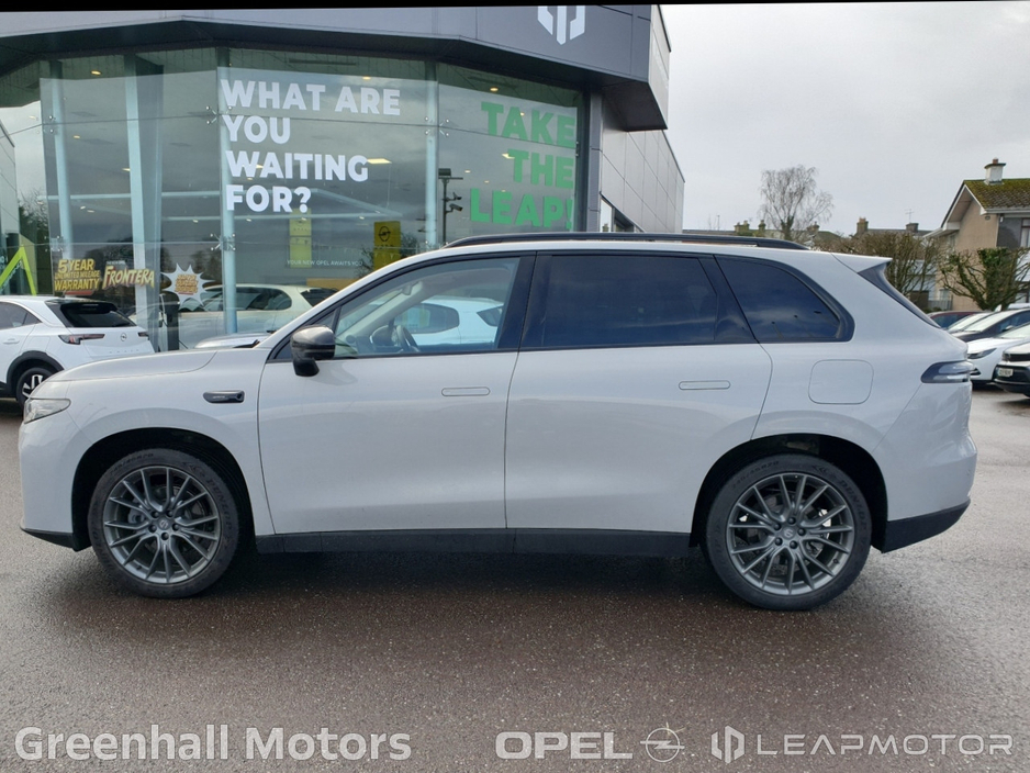 2025 Leapmotor C10 C10 Design REEV €43,800