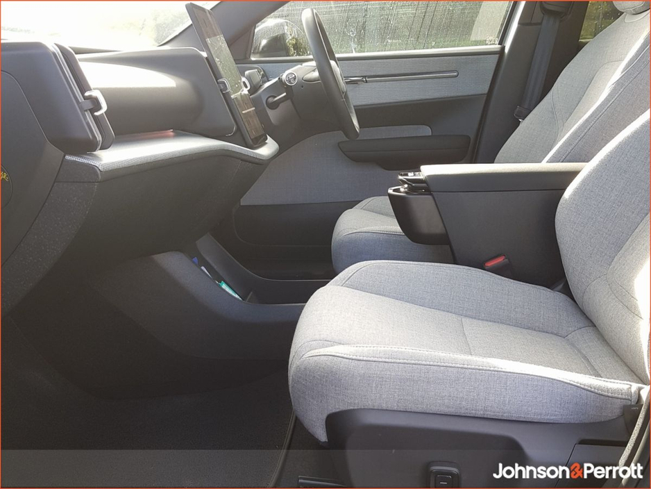 2024 Volvo EX30 Ultra 272 bhp 69 kWh Extended Range (Three Year Volvo Selekt Warranty) €39,900