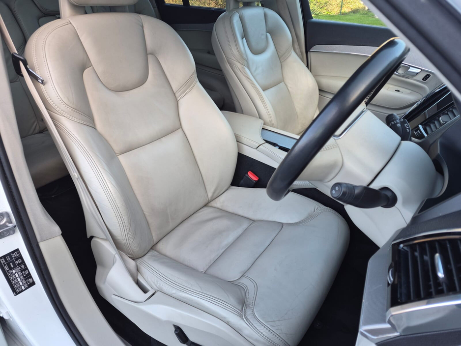 2017 Volvo XC90 - image 20