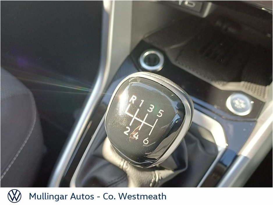 2026 Volkswagen T-Roc - image 16