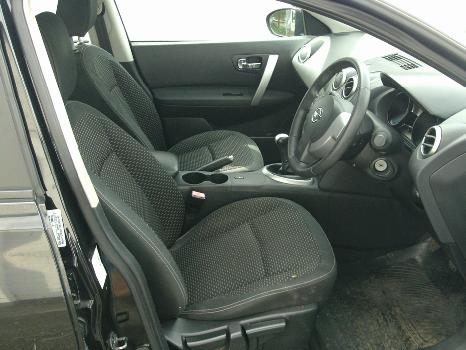 2008 Nissan Qashqai - image 8