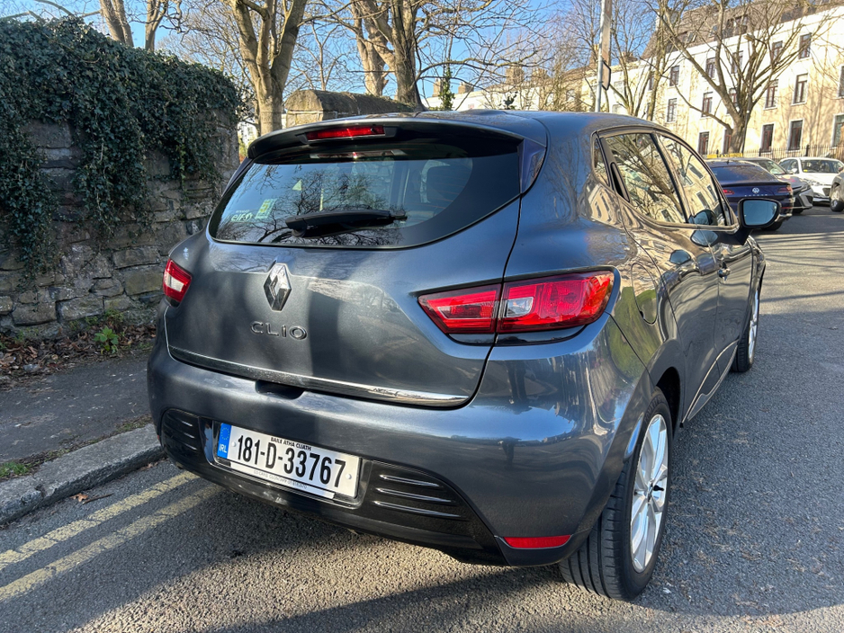 2018 Renault Clio - image 8