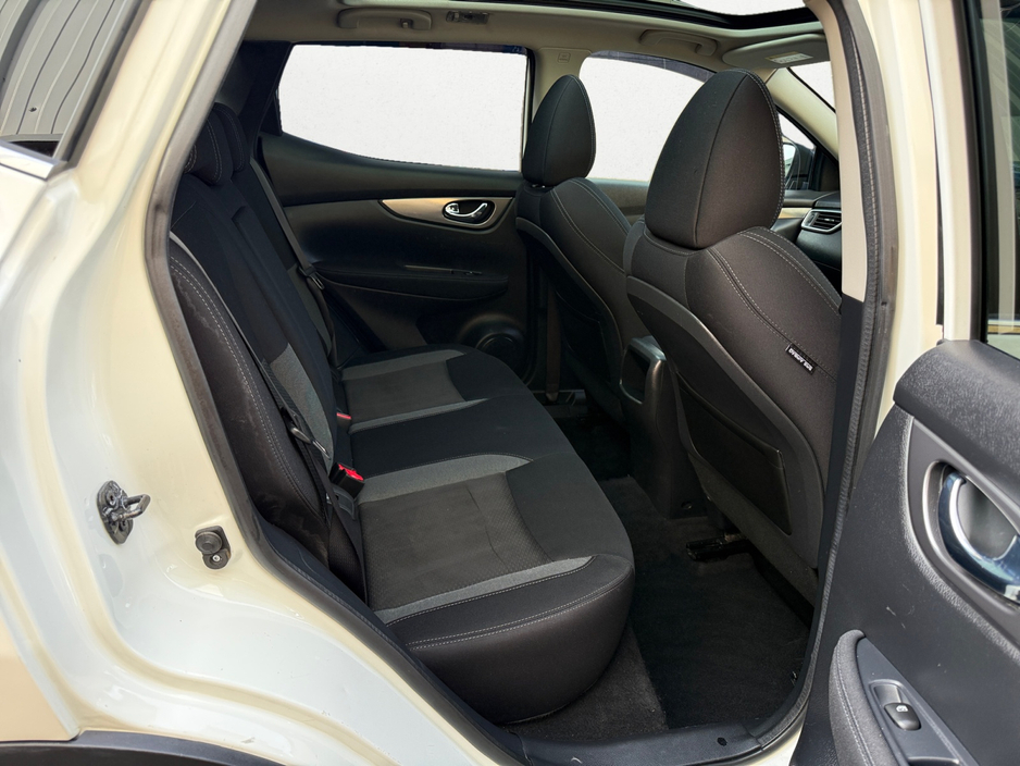 2018 Nissan Qashqai - image 7