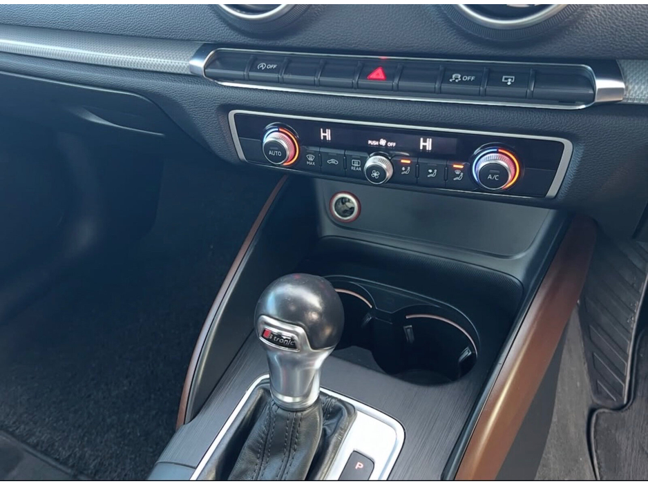 2015 Audi A3 - image 8